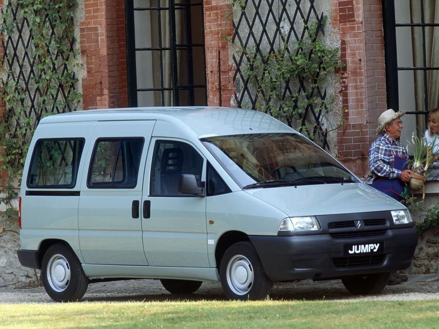  Citroen Jumpy Combi 1995 года  (фото 3 из 3)